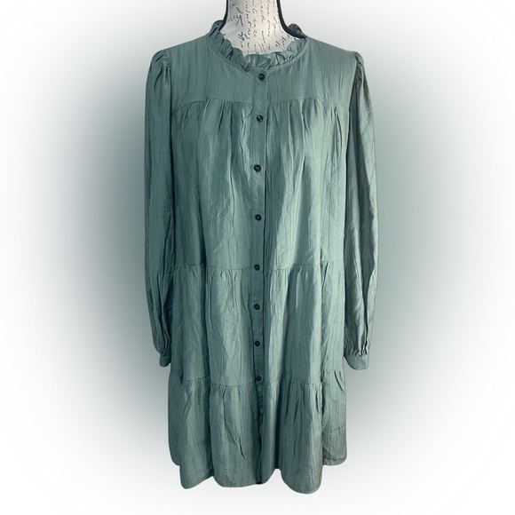 Moodie Dress - Picture 1 of 6